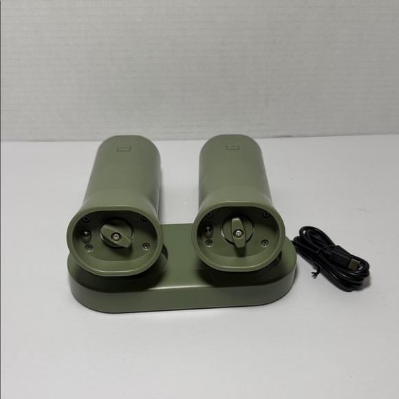 Green Kitchen Tool Set - Picture 2 of 2